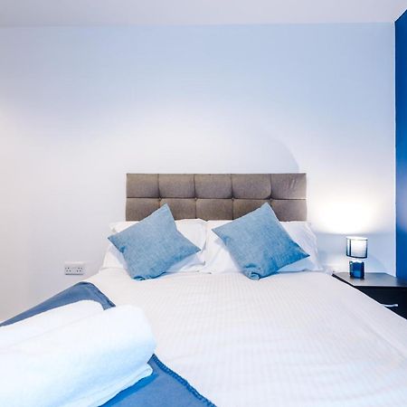 2 Bed Apartment With Balcony Private Parking Near Etihad Stadium, Coop Live Manchester Eksteriør billede