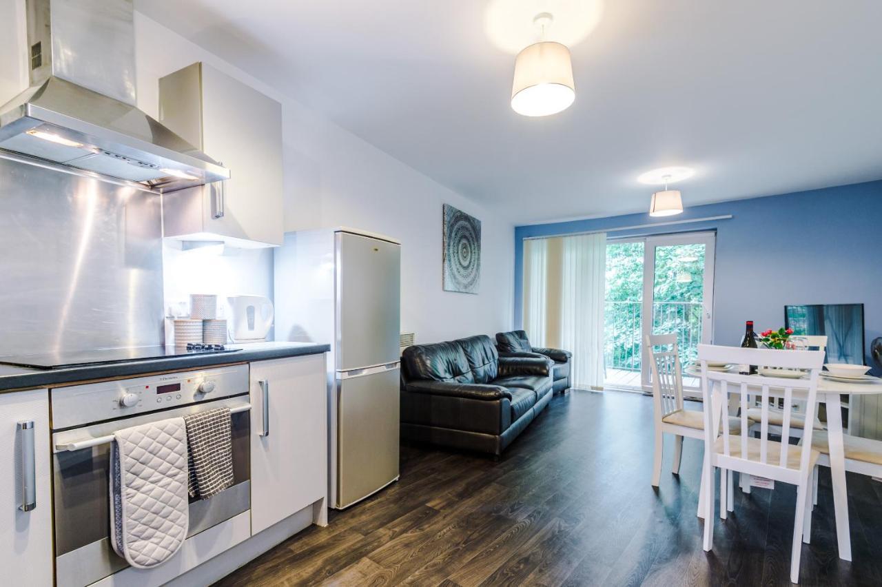 2 Bed Apartment With Balcony Private Parking Near Etihad Stadium, Coop Live Manchester Eksteriør billede