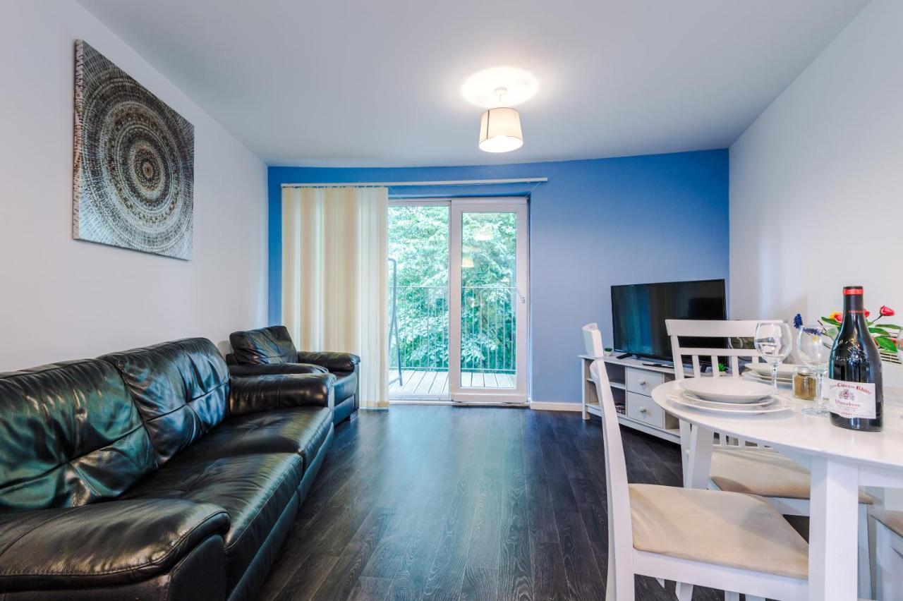 2 Bed Apartment With Balcony Private Parking Near Etihad Stadium, Coop Live Manchester Eksteriør billede
