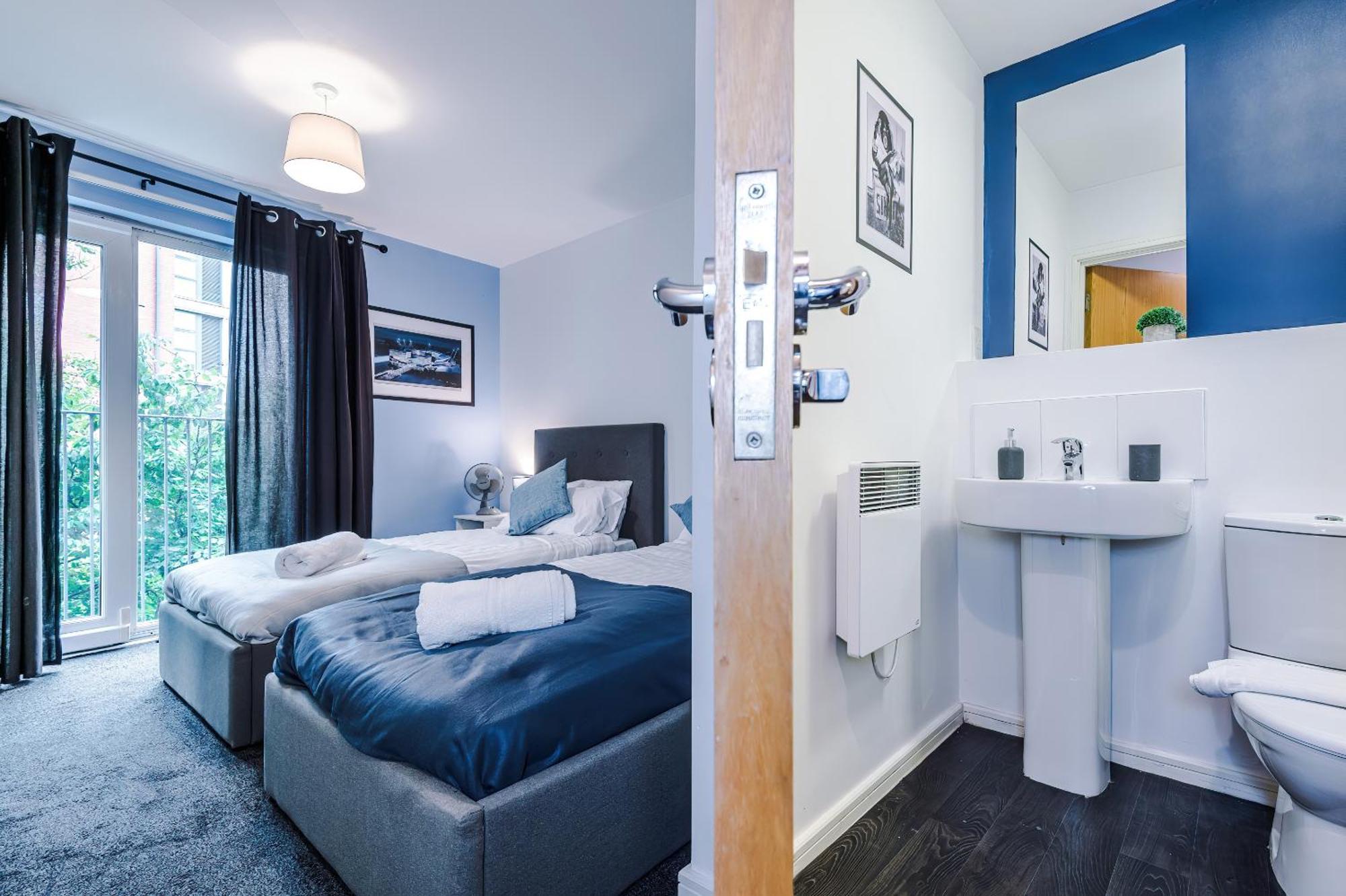 2 Bed Apartment With Balcony Private Parking Near Etihad Stadium, Coop Live Manchester Eksteriør billede